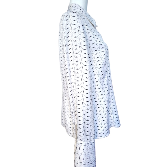 Due Per Due White Silk Blouse Collared Flowy Long Sleeve Double Cuffed Size 12 - Picture 6 of 17